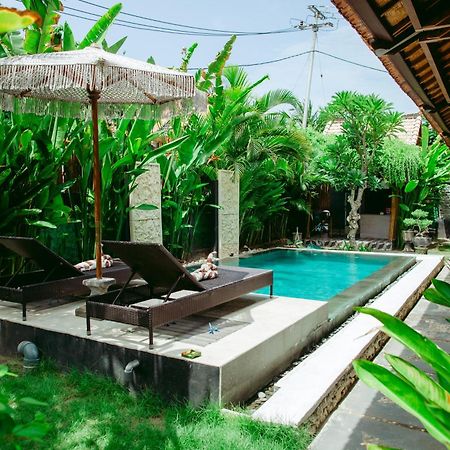 Kinton Guesthouse Batununggul Exterior photo
