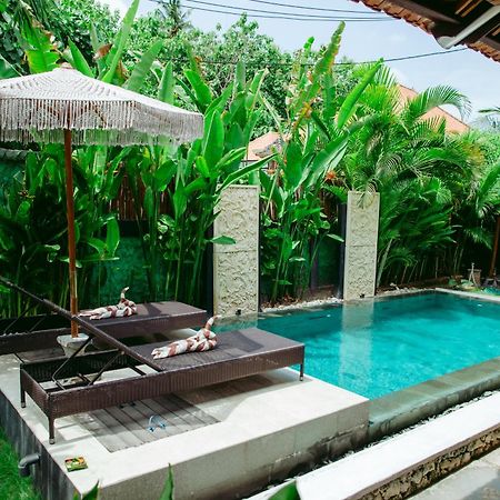 Kinton Guesthouse Batununggul Exterior photo