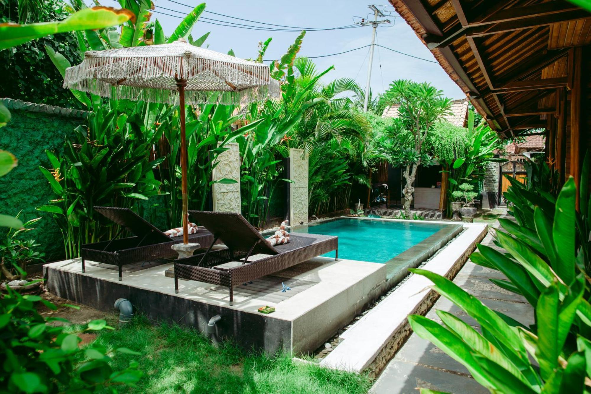 Kinton Guesthouse Batununggul Exterior photo
